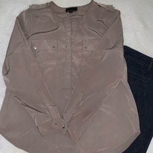 Long sleeved pull-over blouse